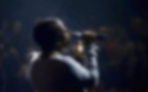 小班語言《愛唱歌的小麻雀》