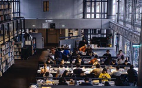 簡短的大學(xué)生畢業(yè)寄語