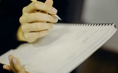 �ʵ۵������x���