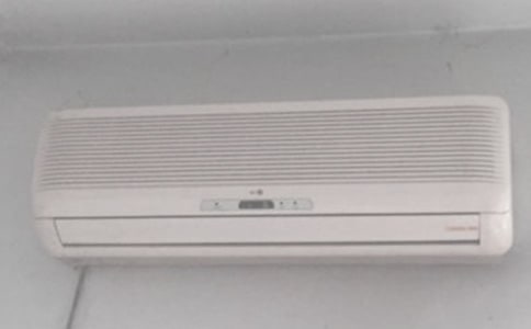 小孩發(fā)燒能吹空調(diào)嗎?