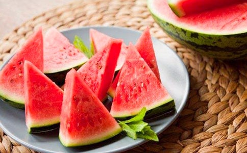 小豬吃西瓜看圖寫話精華【6篇】