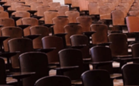 �ж��W(xu��)У�����v�巶�ģ����x3ƪ��