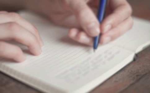 ���g���f����