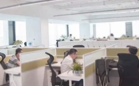 �k���҂��˹������Y