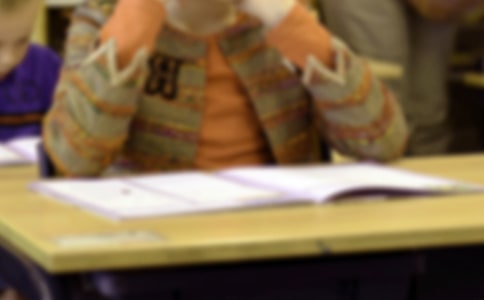 �W���´������}����