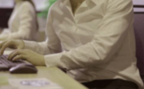 ���IŮ���ļ��B���������R