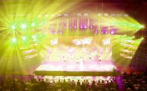 ���I����߄���