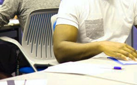 大學(xué)生村官年終述職報(bào)告匯編4篇