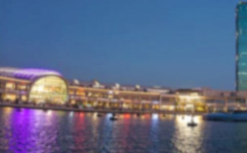 迪拜的街頭風(fēng)光作文