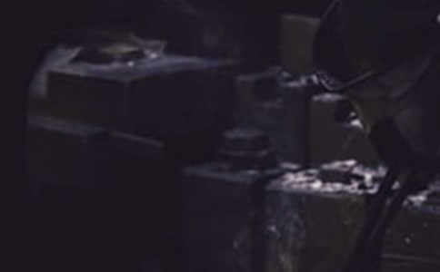 鋼鐵原來是這樣煉成的!_850字