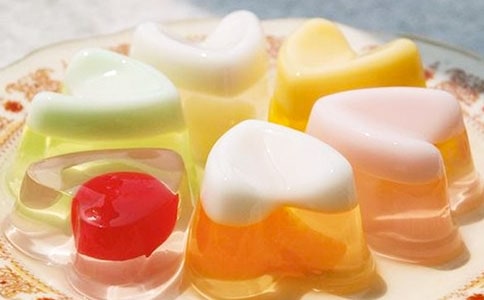 專家提醒:幼兒應(yīng)慎食果凍