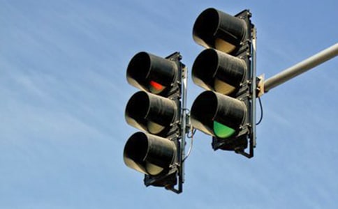 紅綠燈作文800字