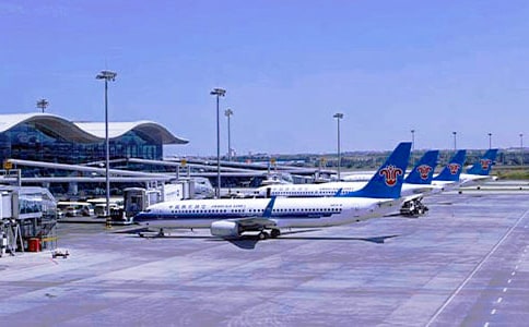 機場見聞作文(精選14篇)