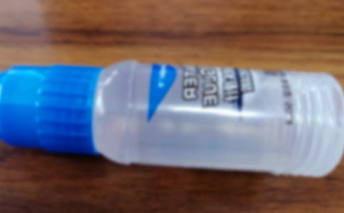 感情是世界上最粘的膠水散文