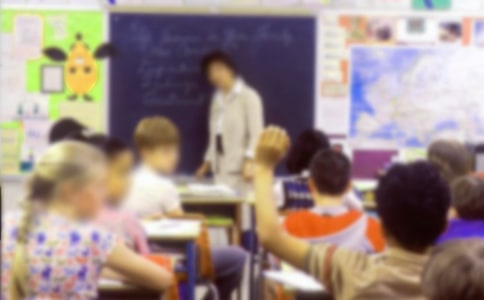 小學教師個人個人述職報告