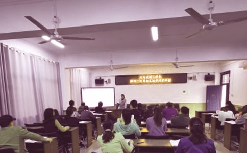 �＾�̄�̎�������������