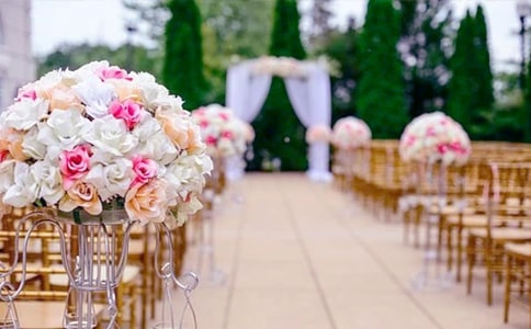 女方長輩在結婚慶典宴會上賀詞