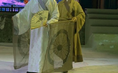 京劇的魅力作文