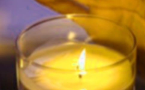 蠟燭的燃燒作文