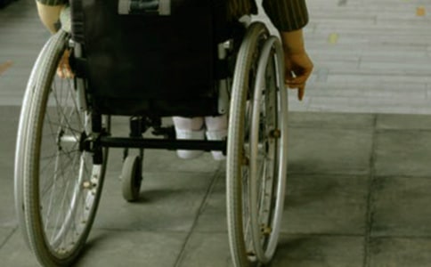 輪椅上的霍金作文