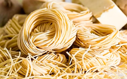 第一次煮面條作文