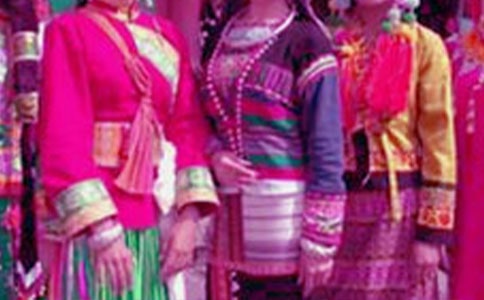 【熱門】民族工藝品作文11篇