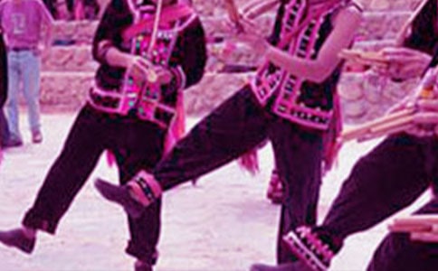 傳承民族精神作文