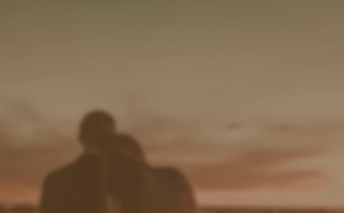 ��Ů���ѱ��C��