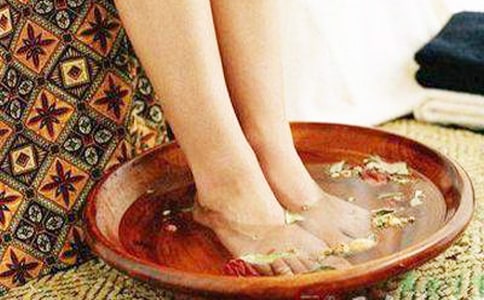 泡腳的方式與好處