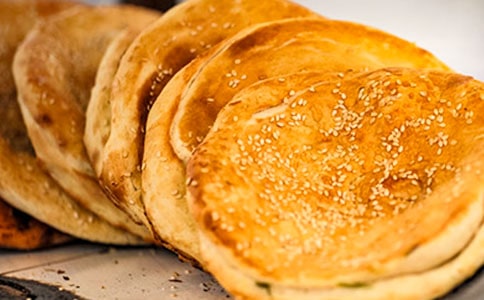 �u�����������