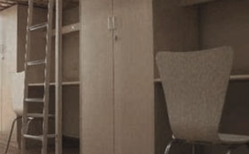 忙碌的宿舍作文