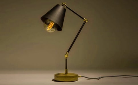 關于舞臺燈光唯美句子