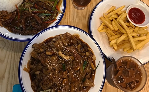 【優(yōu)】豐盛的晚餐作文15篇