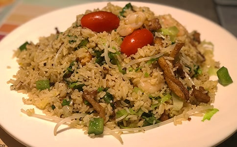 免費的晚餐作文