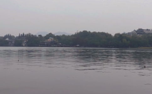 描寫西湖的詩(shī)句