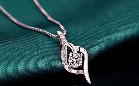 關于項鏈的讀后感