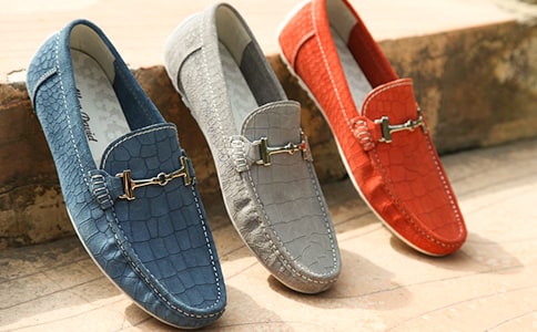 ����Ь������