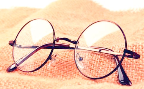 二十年后的眼鏡作文