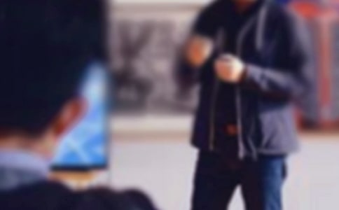 個人演講稿模板