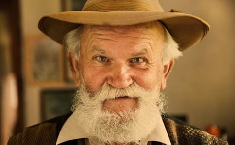 ���ٺ͠����^���