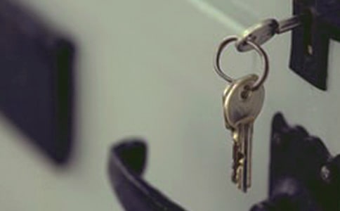 人生有三把鑰匙:接受、改變、離開