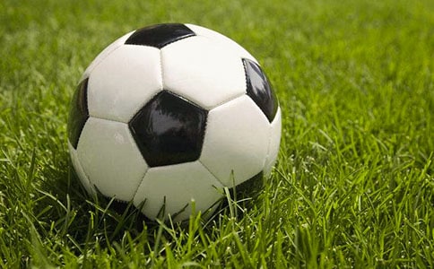 踢足球作文(推薦)